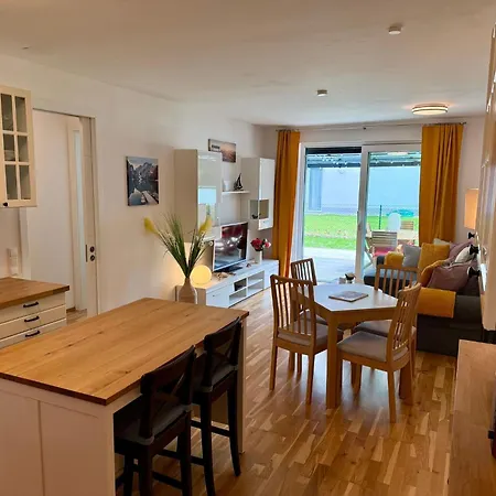 Gartenwohnung By Interhome Apartment Pörtschach am Wörthersee